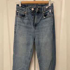 AE Straight Leg Jeans size 2